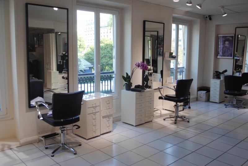 salon-coiffure-VILLEFRANCHE SUR MER-min_floor-home-office-property-living-room-room-781228-pxhere.com